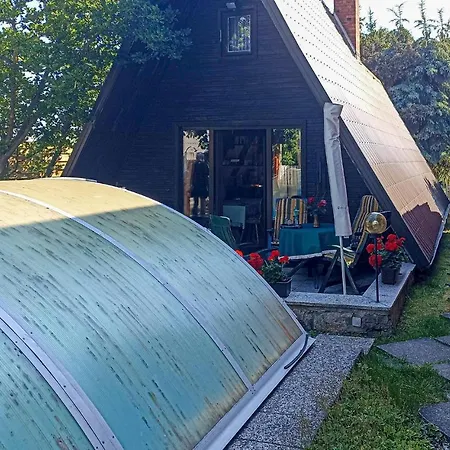 2 Bedroom Lovely In Сasa de vacaciones *