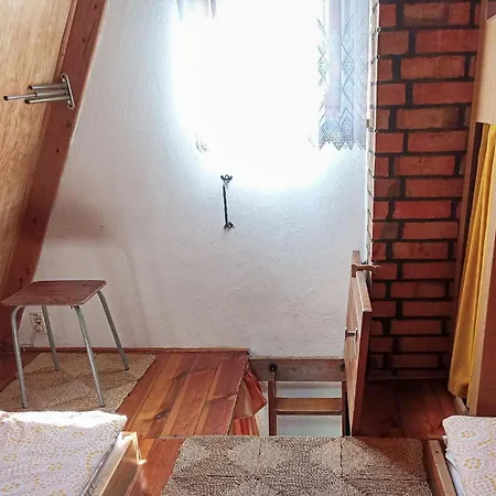 2 Bedroom Lovely In Сasa de vacaciones Badersleben